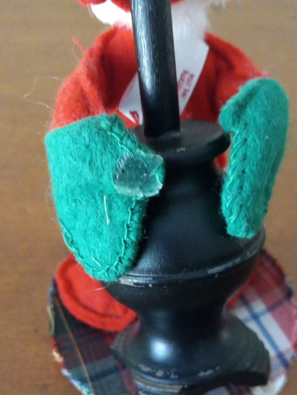 Vintage 1970s/1980s Annalee Santa Doll Warming at Stove - 5